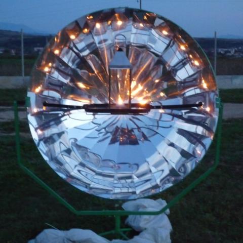 снимка на Fantasies with solar cooker