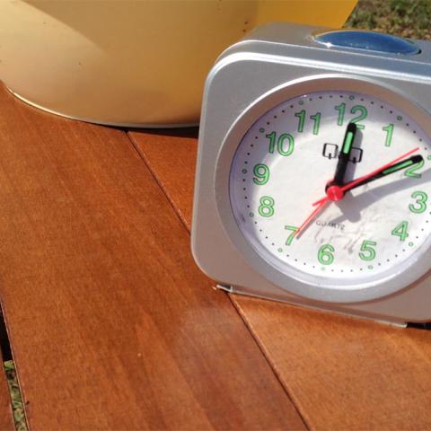 снимка на Dishes with a solar cooker