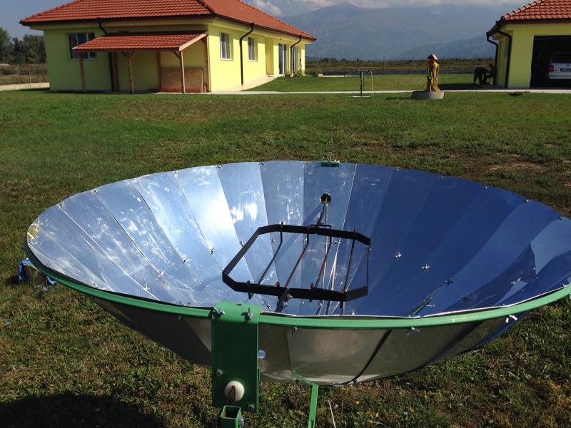 Solar parabol cooker Model SK-01