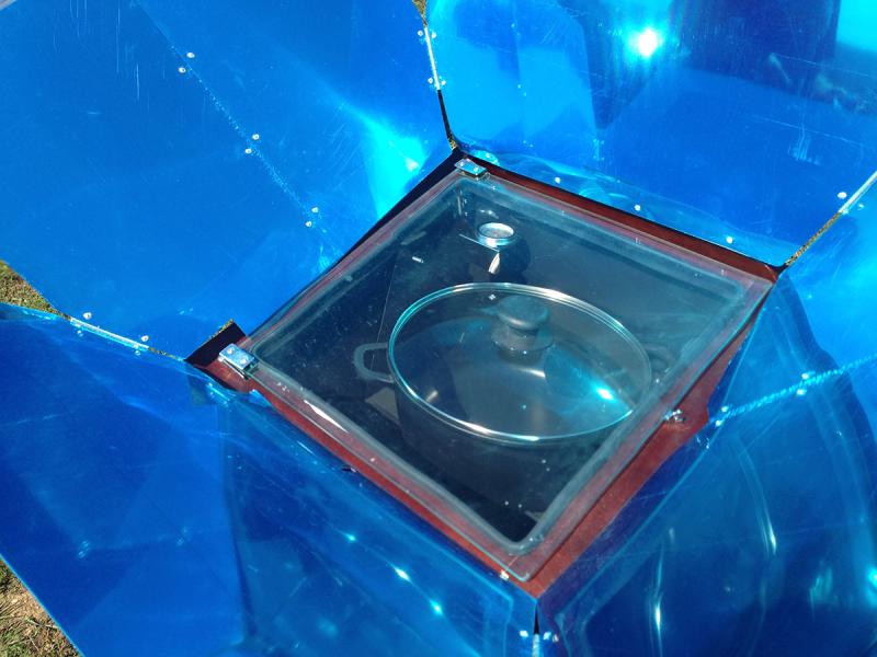 Solar oven and dryer Model PSO-01